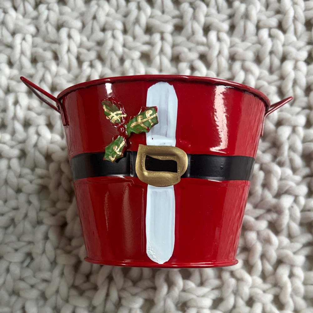Holiday Craft Buckets